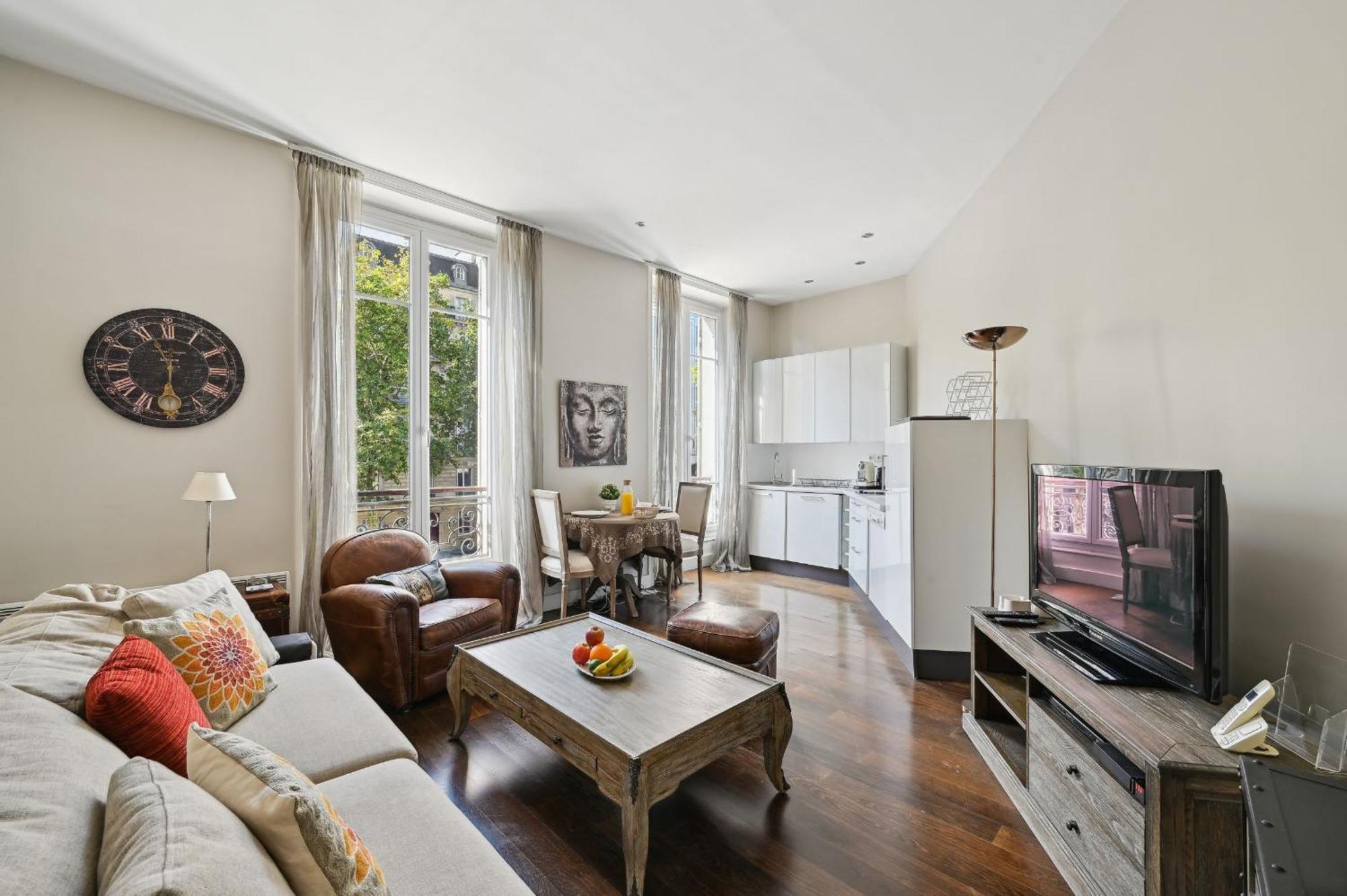 Champs-Elysees & Arc De Triomphe - Cityapartmentstay Париж Екстер'єр фото